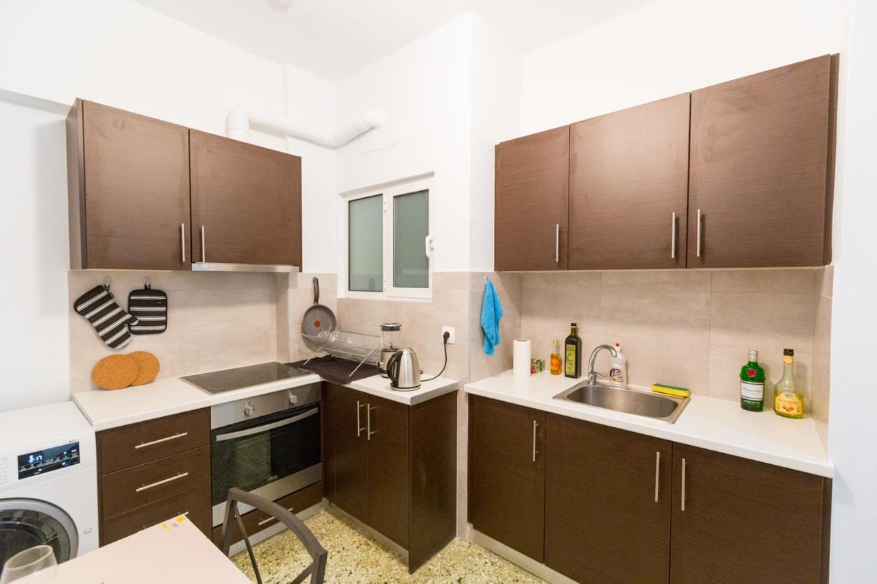 Apartment At Metaxourgio 1 Bed 2 Pers Атина Екстериор снимка