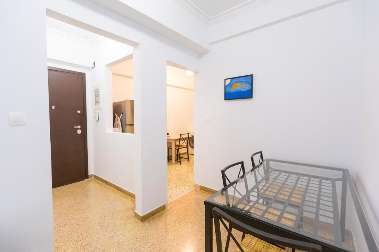 Apartment At Metaxourgio 1 Bed 2 Pers Атина Екстериор снимка